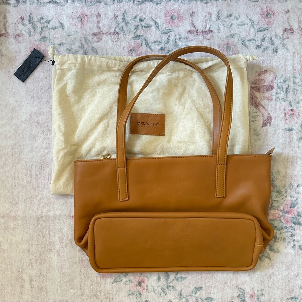 Parker Clay Eden Carryall Tote Bag in Rust Brown